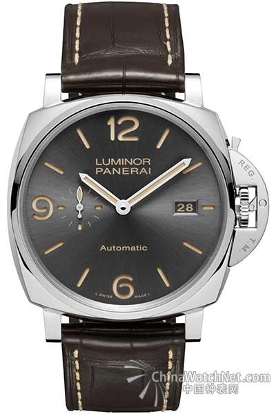 PANERAI---PAM00943_Cat_Front_B.jpg