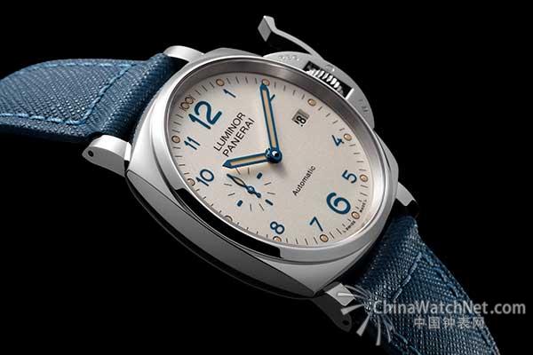 PANERAI---PAM00906_Cat_Dett01.jpg