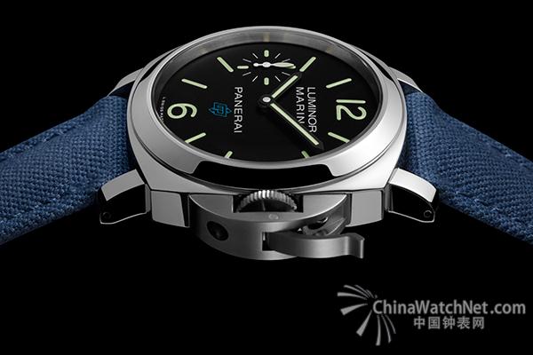 PANERAI---PAM00777_Cat_Dett01_E.jpg